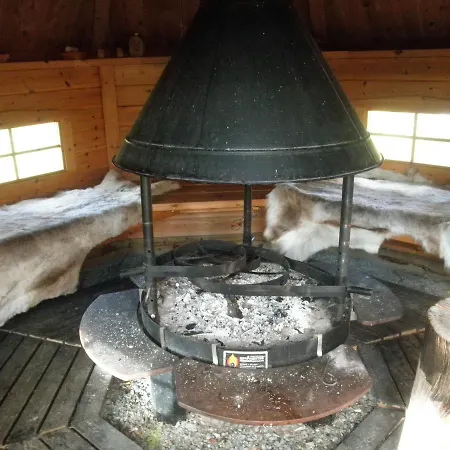 Inn Tenon Eraekievari *