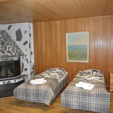 Inn Tenon Eraekievari *